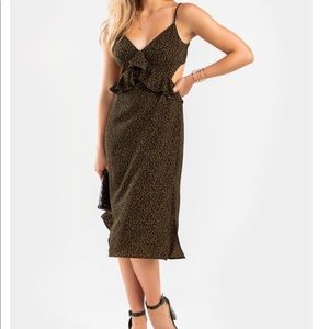 Mali leopard Ruffle midi dress (sm)